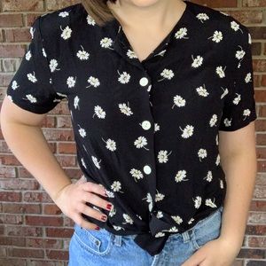 •Vintage• Talbots Daisy Button Down Blouse